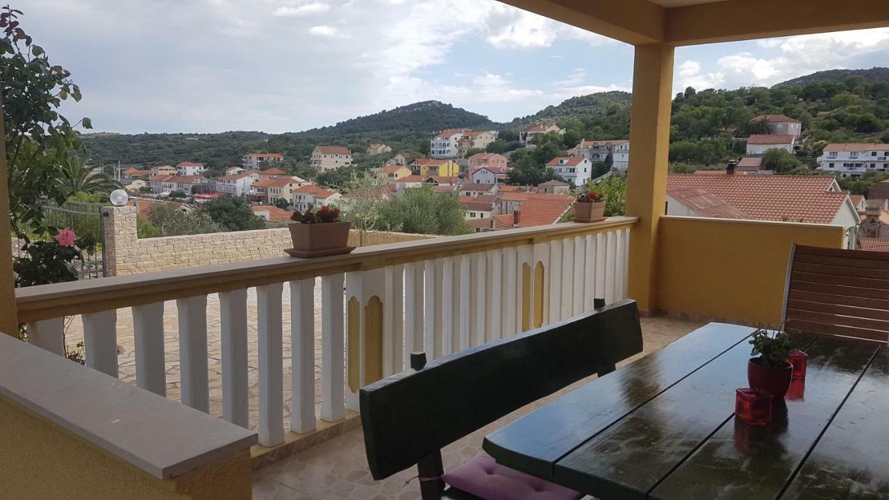 Apartment Azaleja ซาลี ภายนอก รูปภาพ